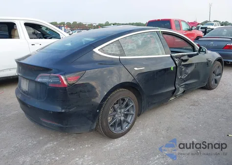 2018 Tesla Model 3 Long Range/Mid Range from USA, damaged, VIN 5YJ3E1EA7JF156948
